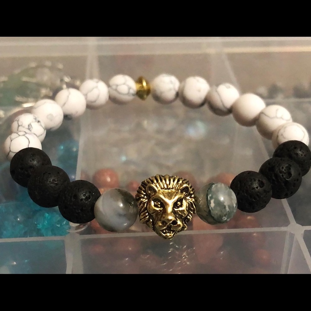 Pulseras hechas a mano con piedras naturales - Picture 3 of 16
